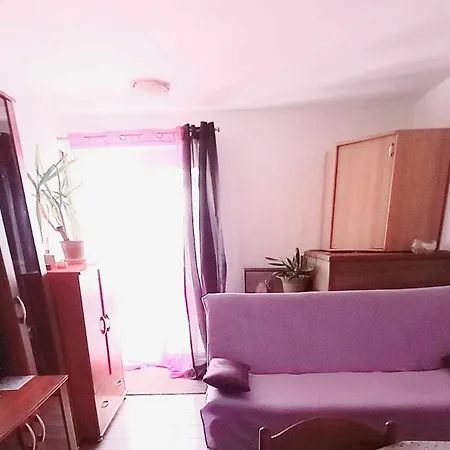 Apartament Gaga And Nia Ii *
